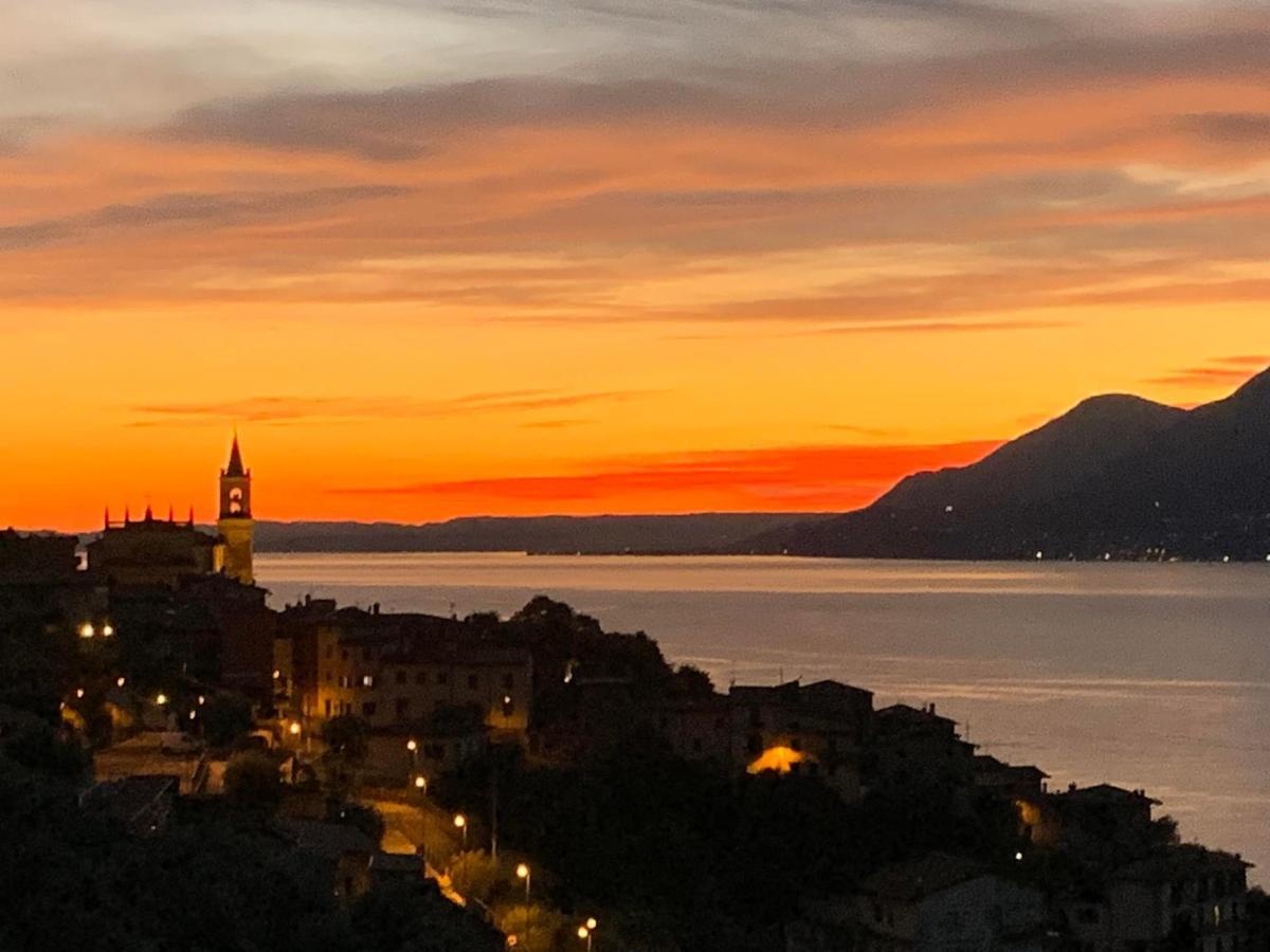 View Garda Lake Brenzone sul Garda Exterior photo