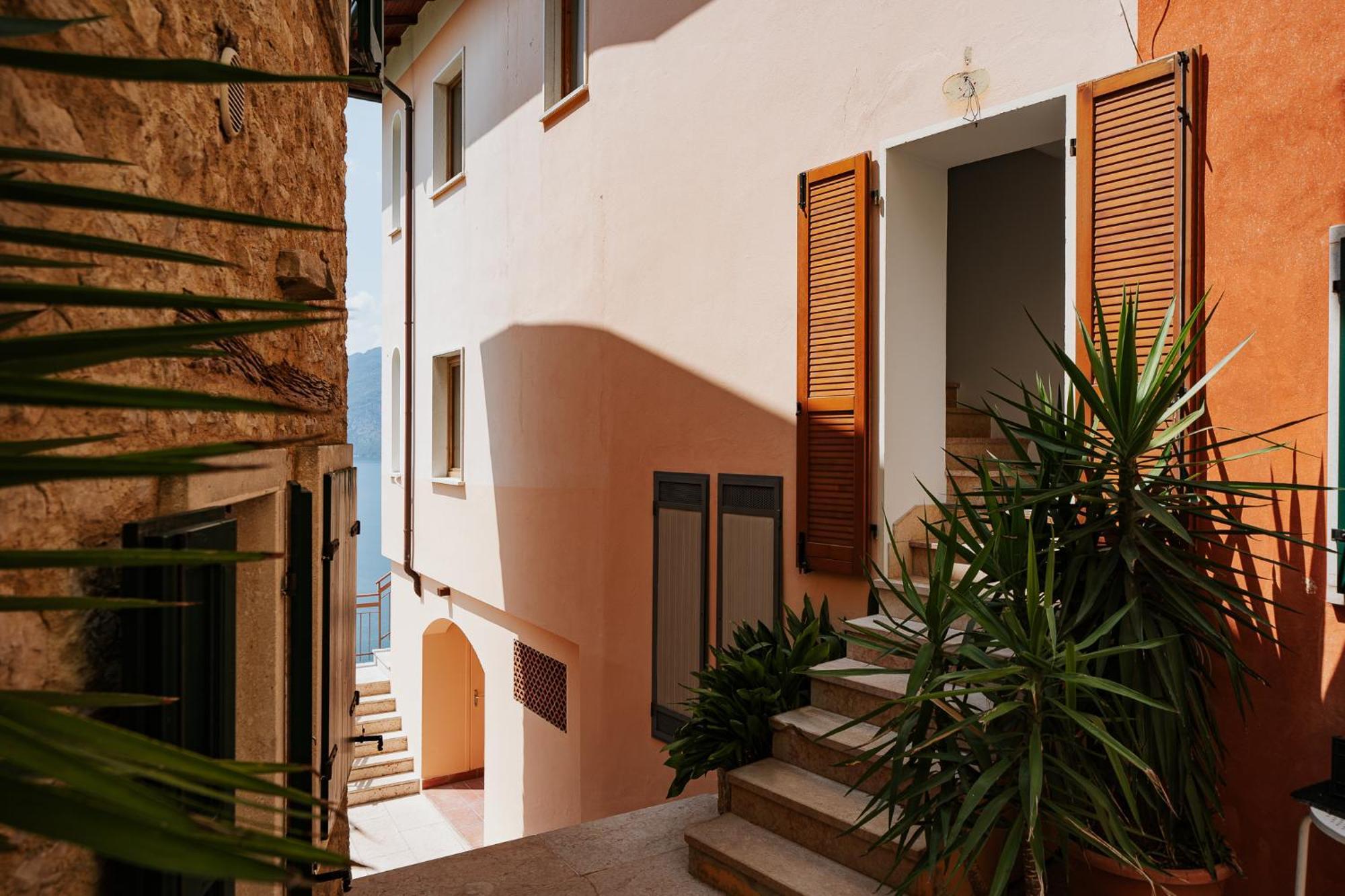 View Garda Lake Brenzone sul Garda Exterior photo